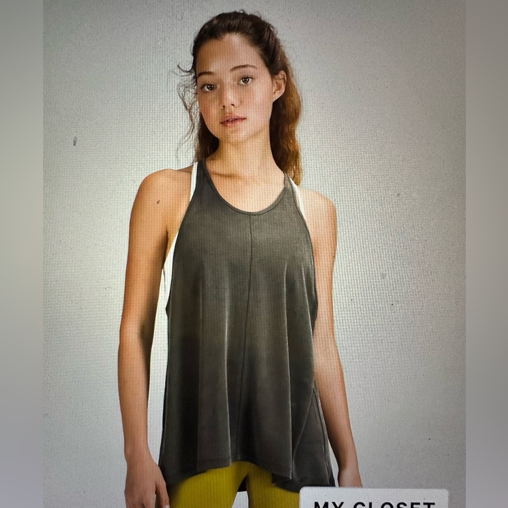 Lululemon Dark Green Top Size 6